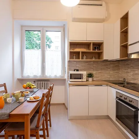 アパート Strambio, 8 - Smart In